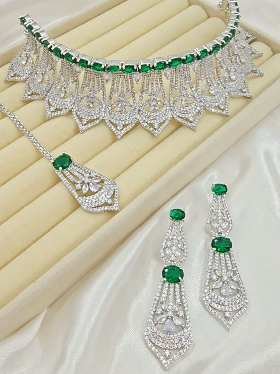 @Fancy Fab Jewels