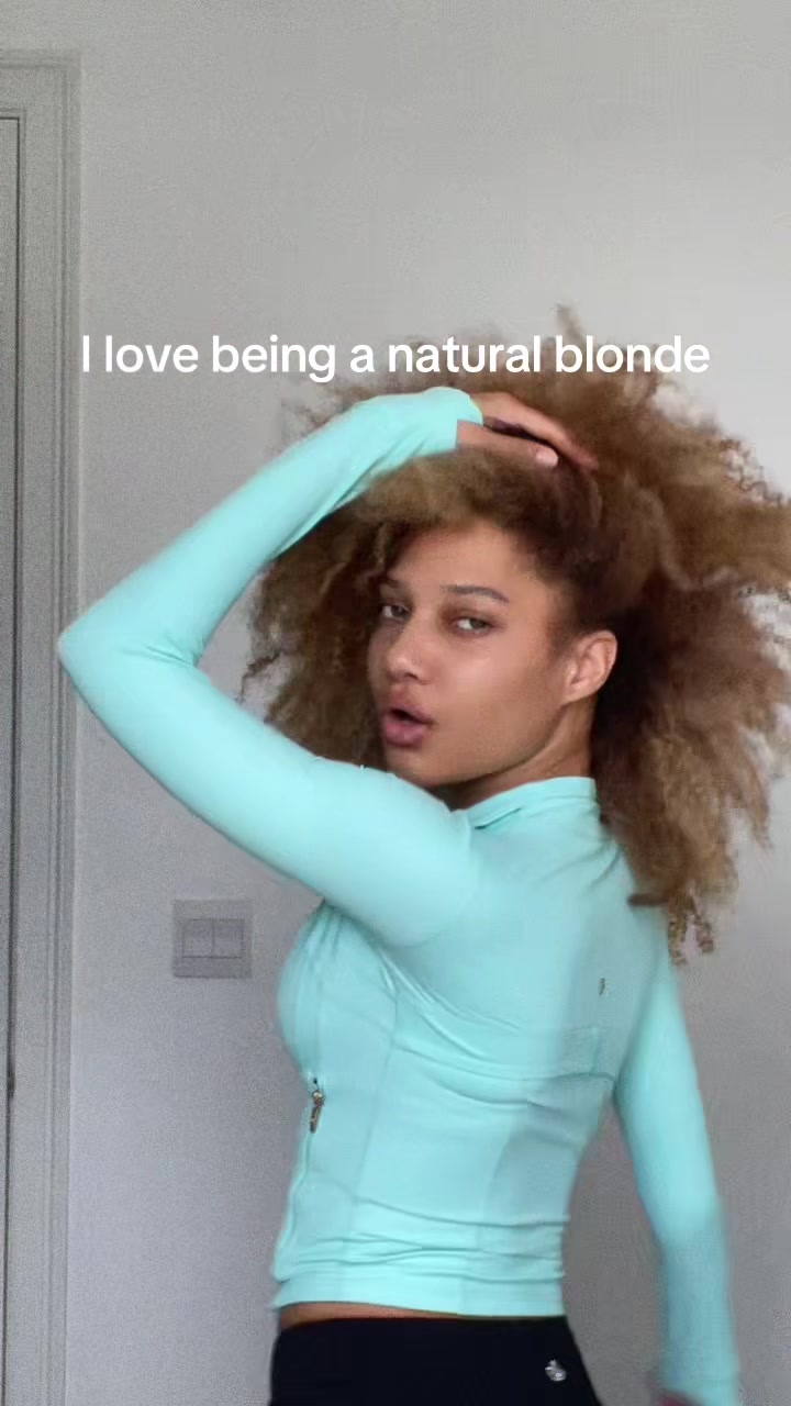 @Khadira