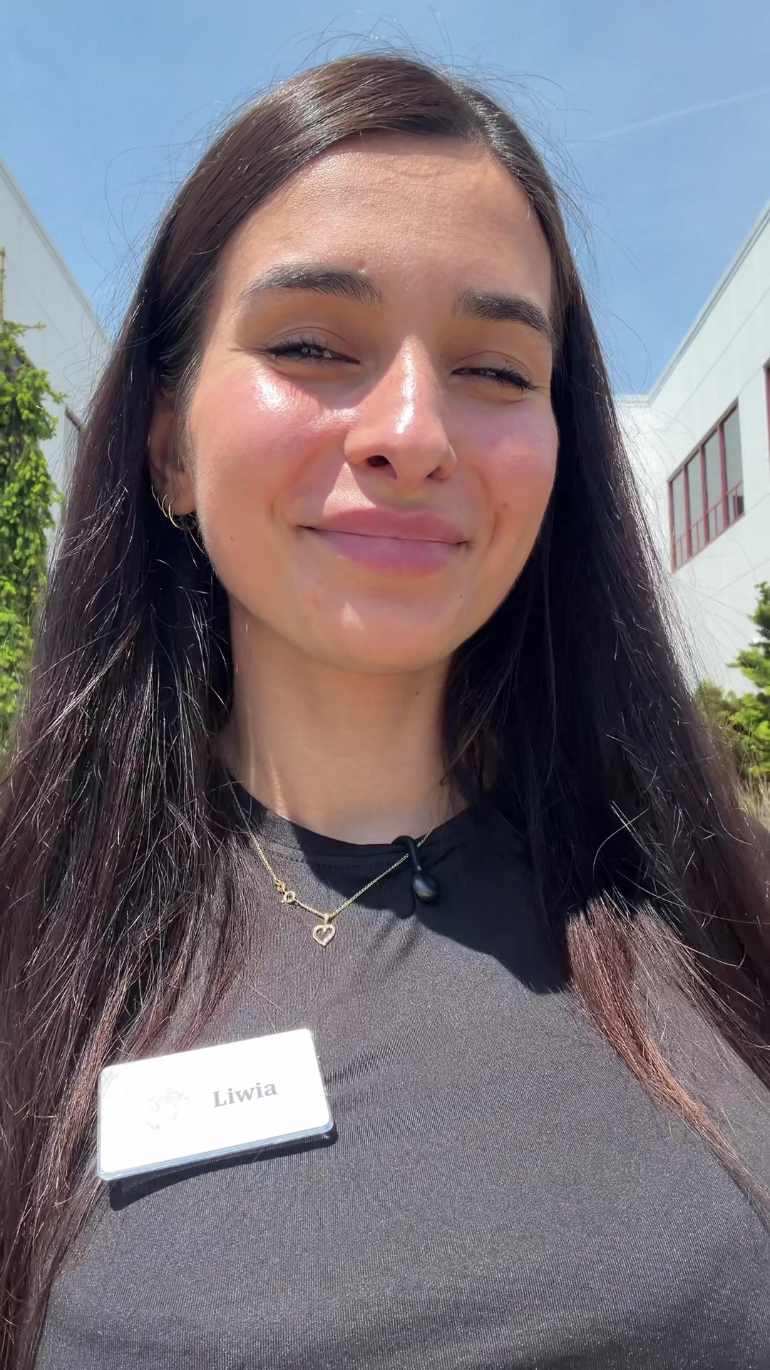 @MILIHOLICYOFFICIAL