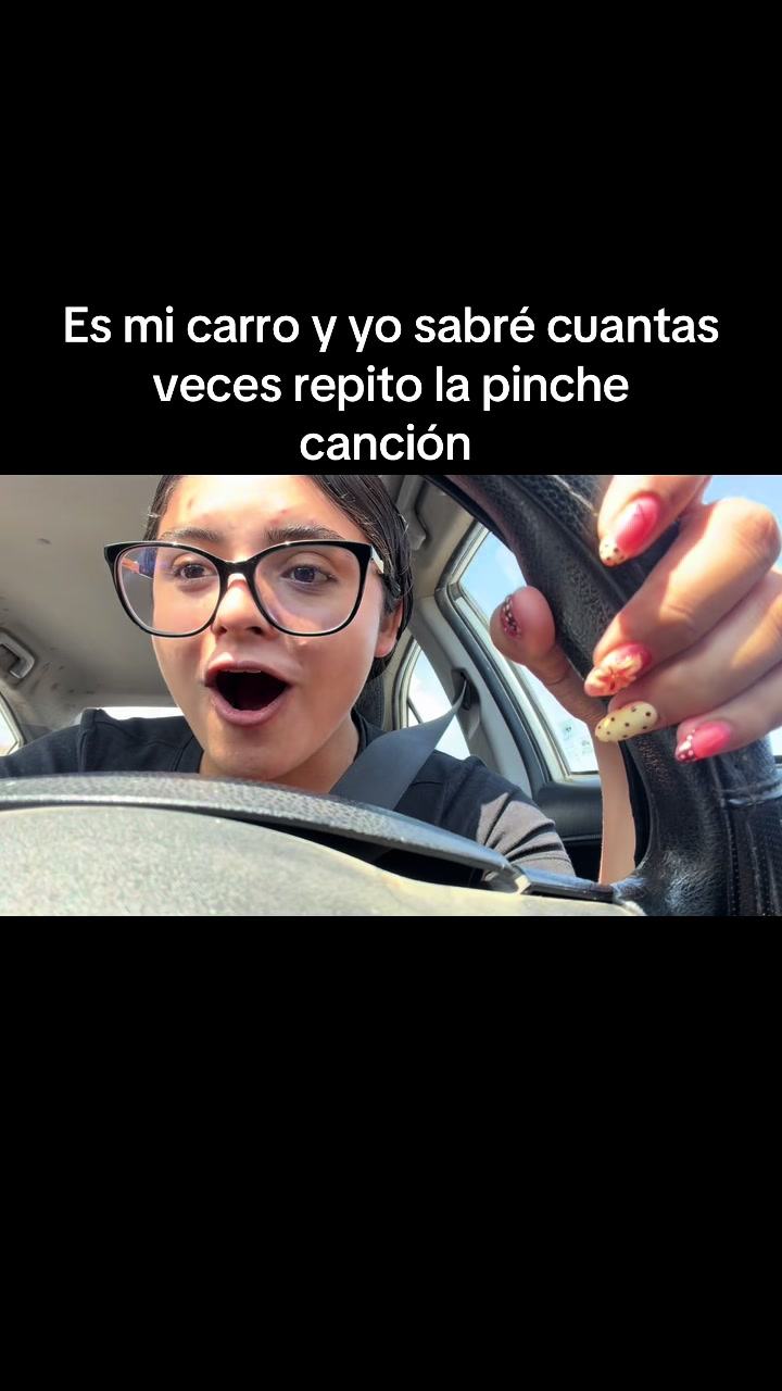 @liz_alvarez42