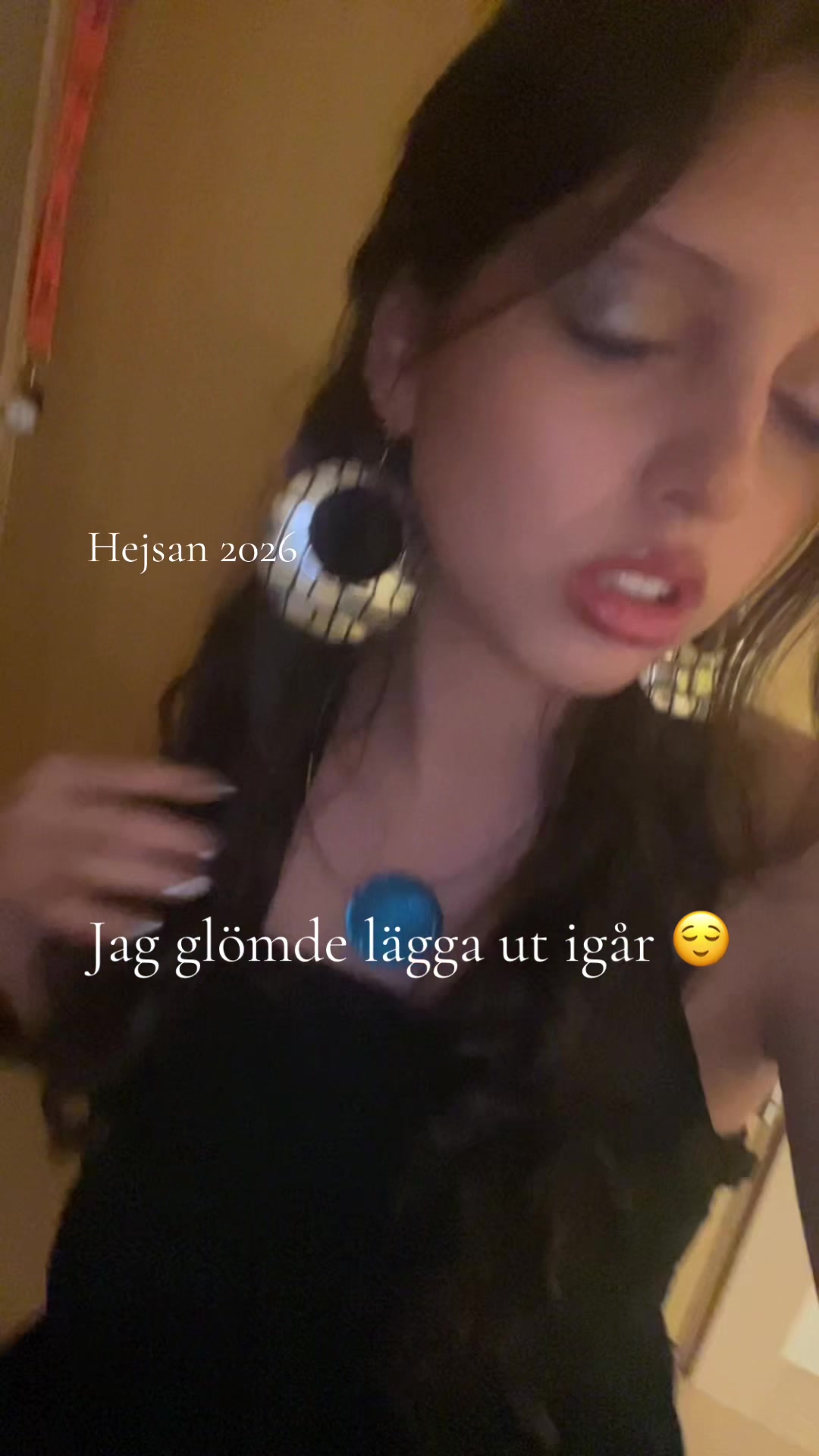@Ani🦧