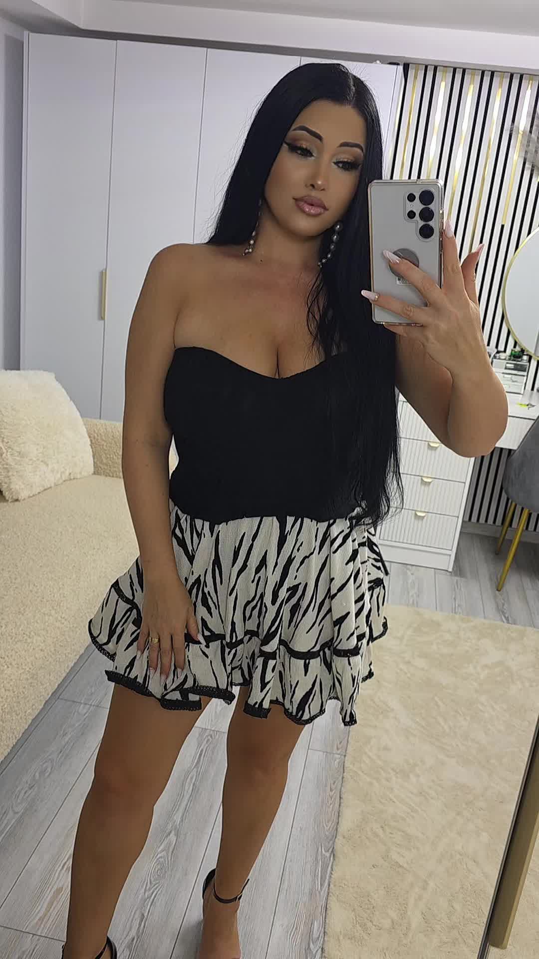 @Adina93