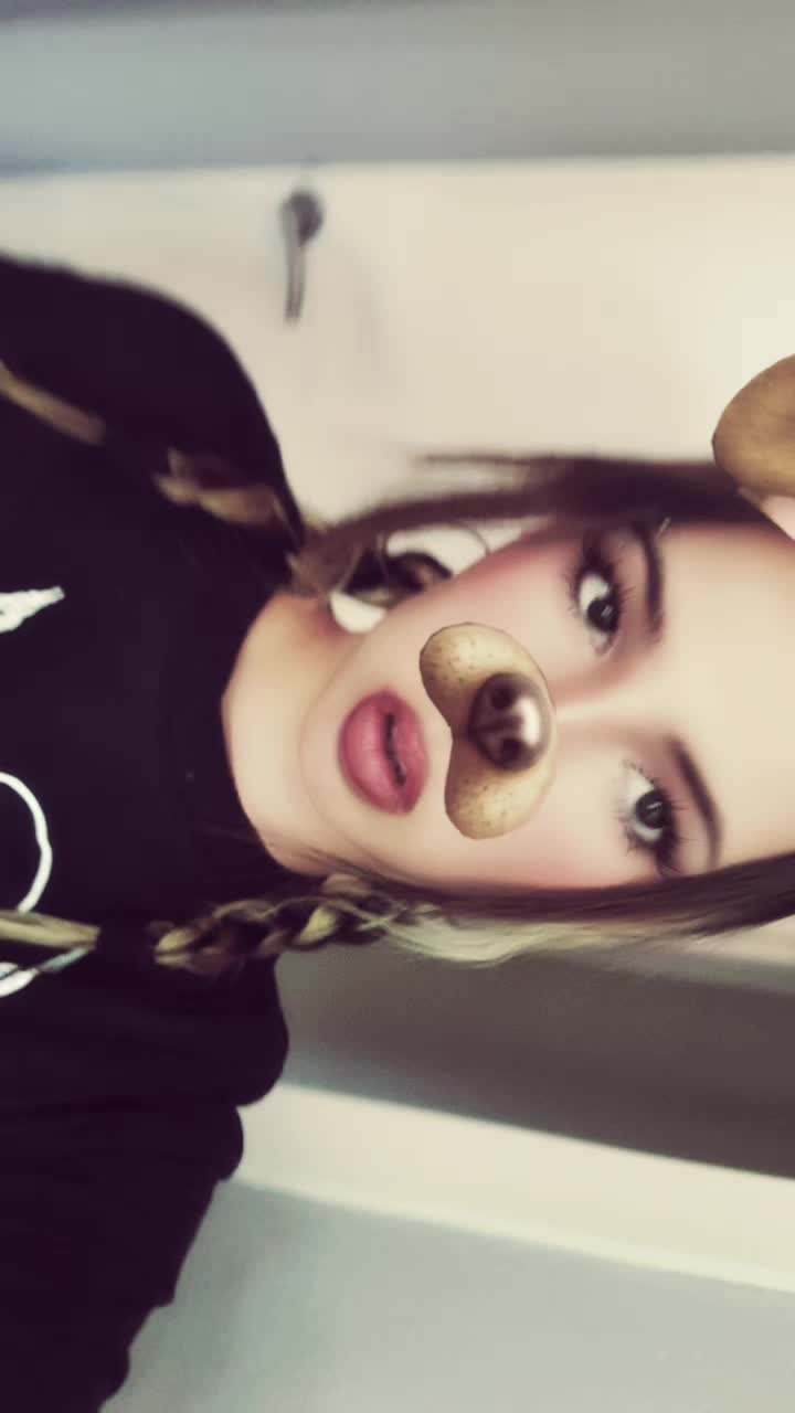 @ɐuᴉɹᴉ