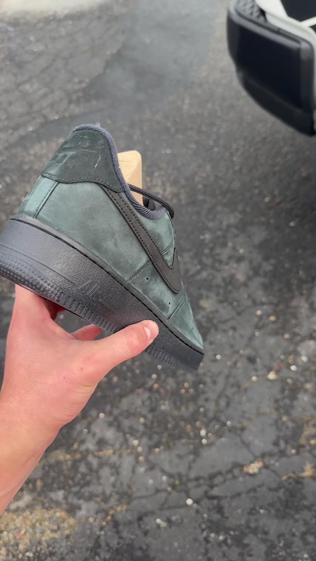@VERIFIED SNEAKER DEALS
