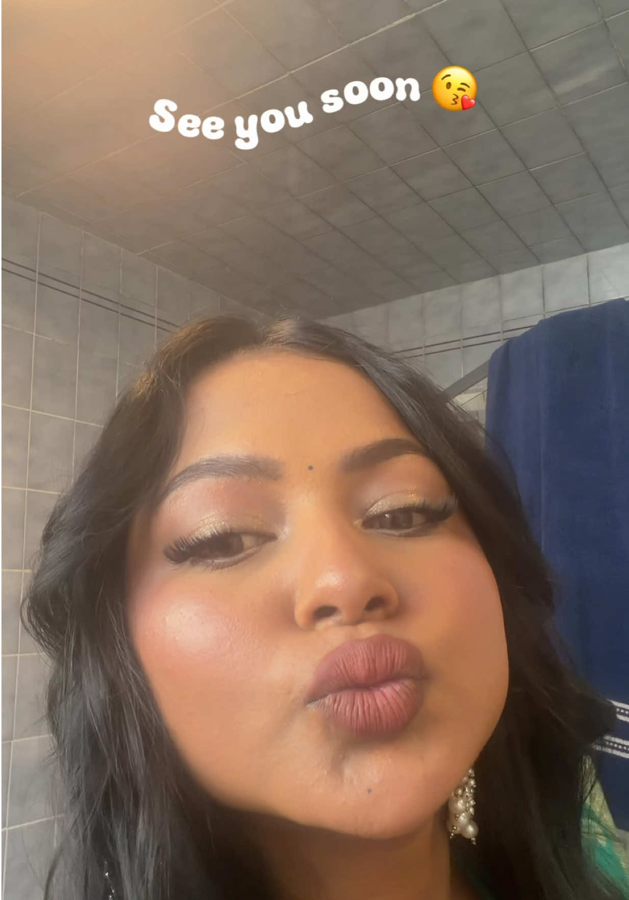 @Santhiya 🤍