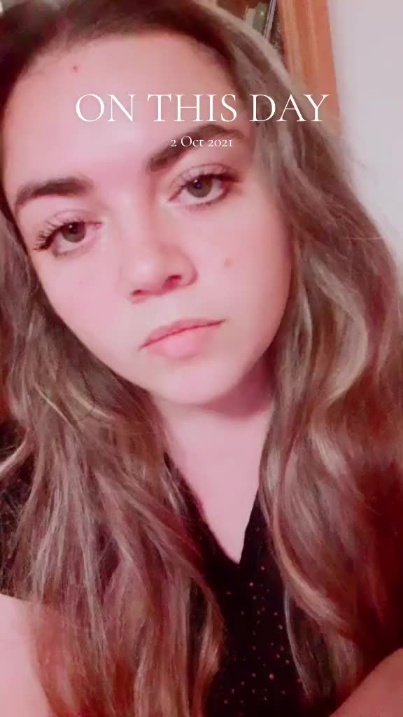 @𝒜𝓃𝒹𝓇ℯℯ𝒶 🦋