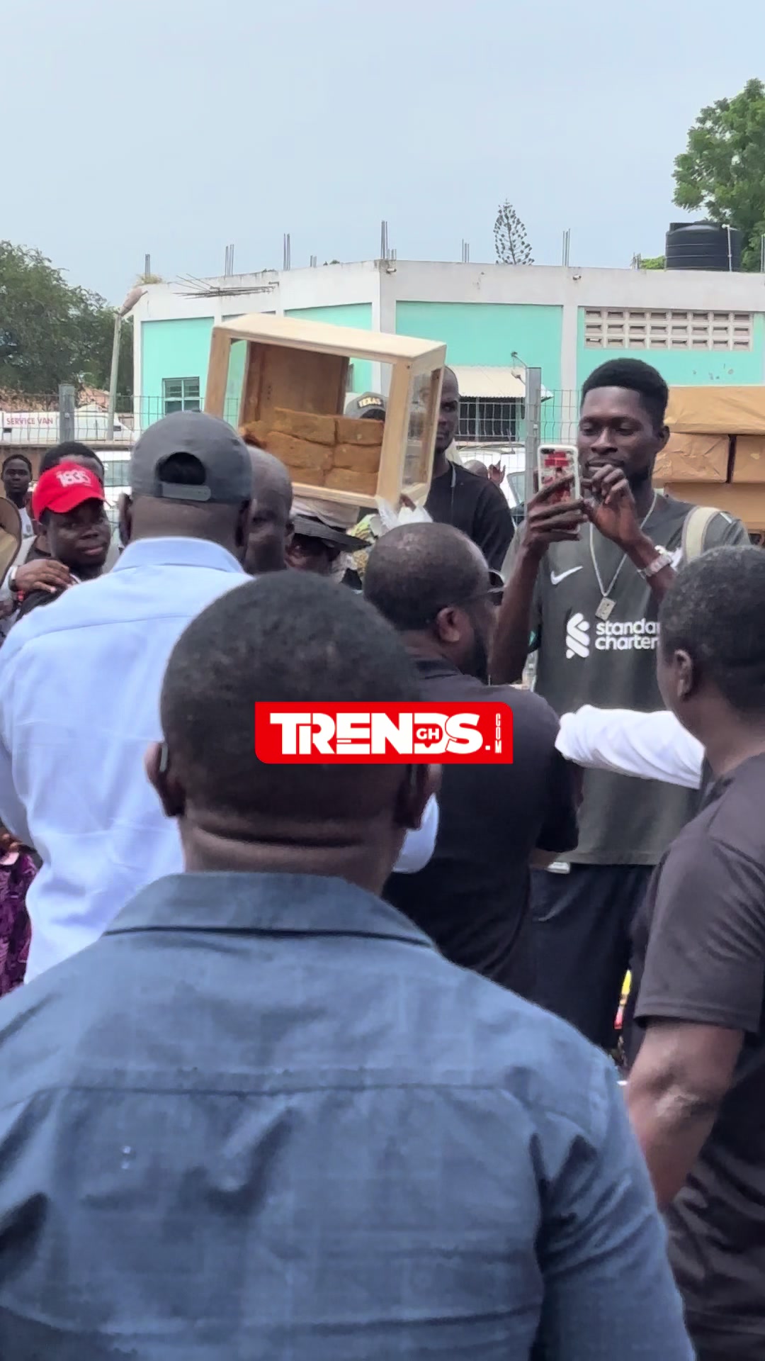 @TRENDS GH