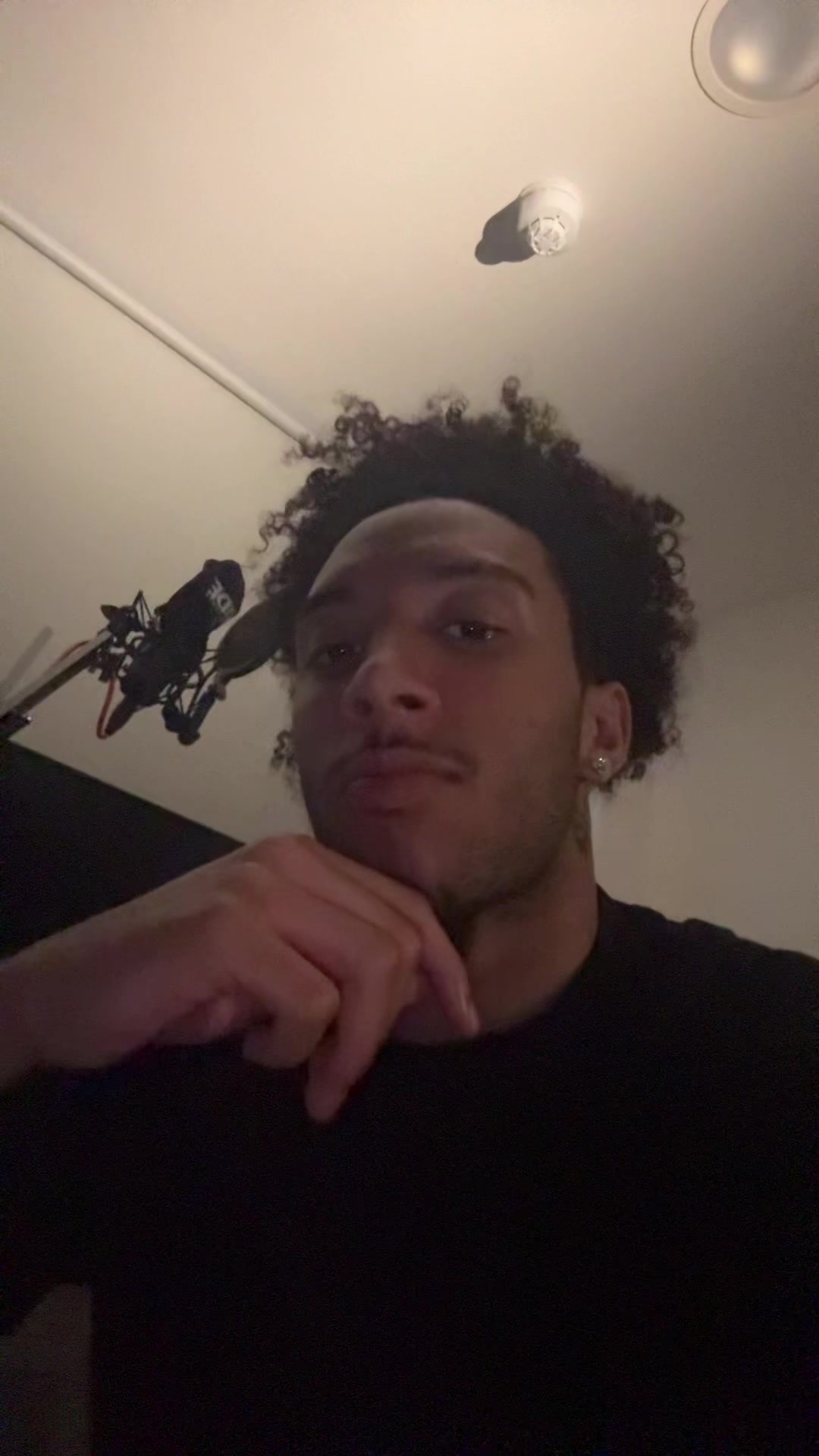 @shyracksss