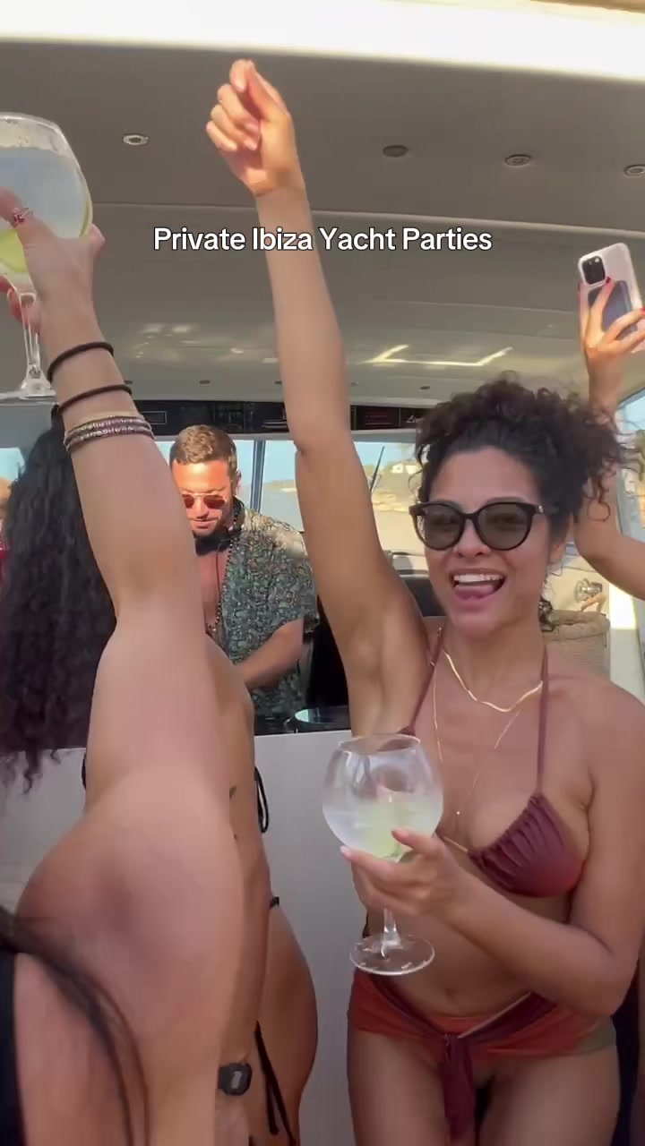 @extraibiza