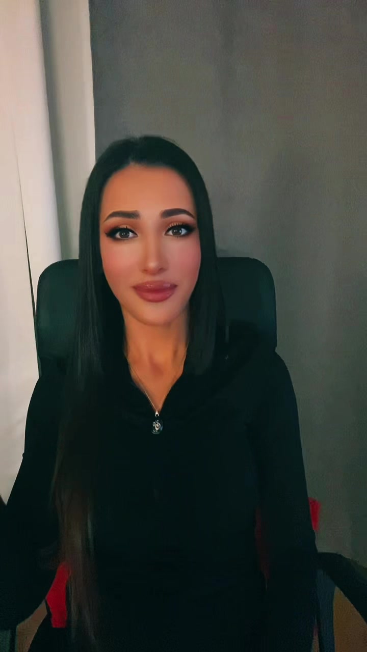 @ILeana Khan