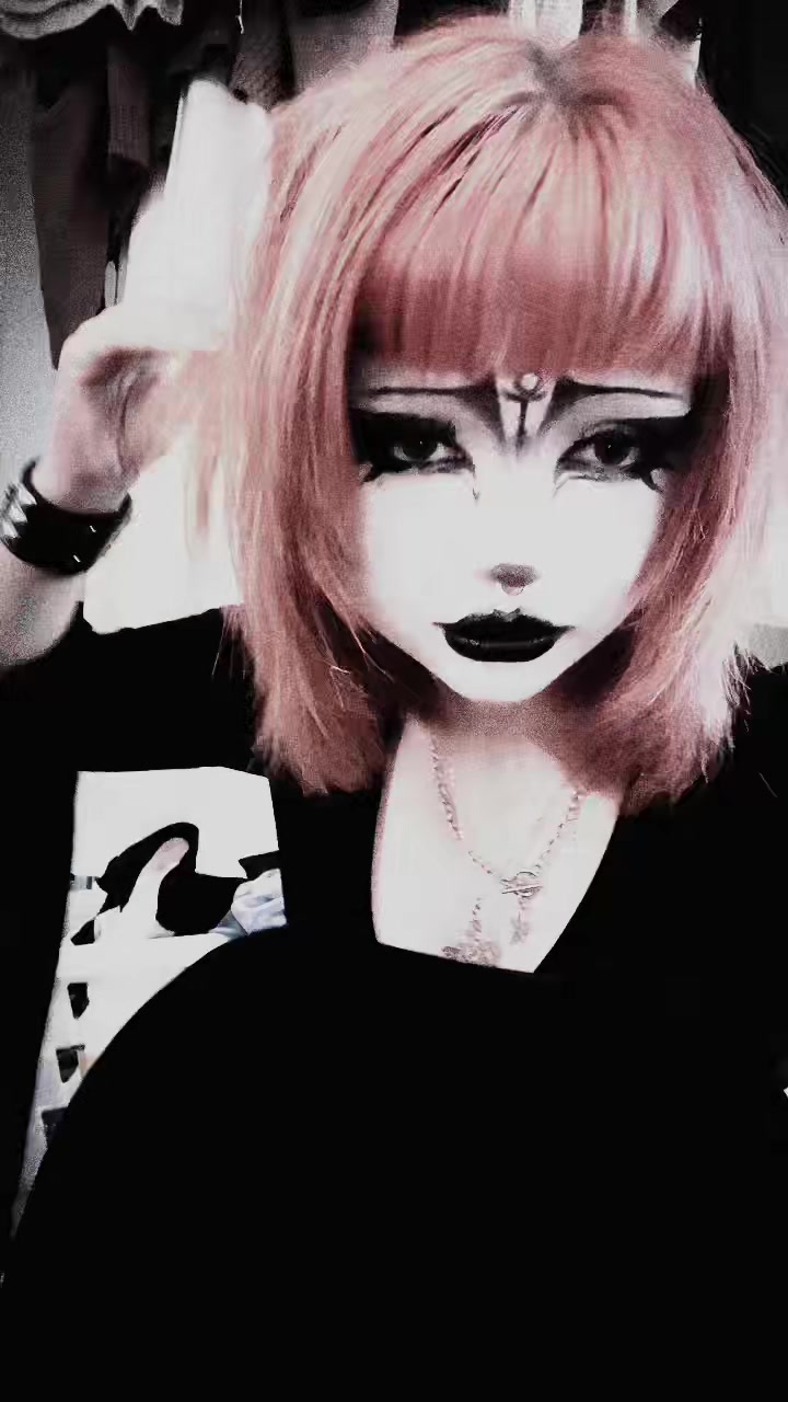 @𝐄𝐋𝐈𝐍𝐀??? 🐀