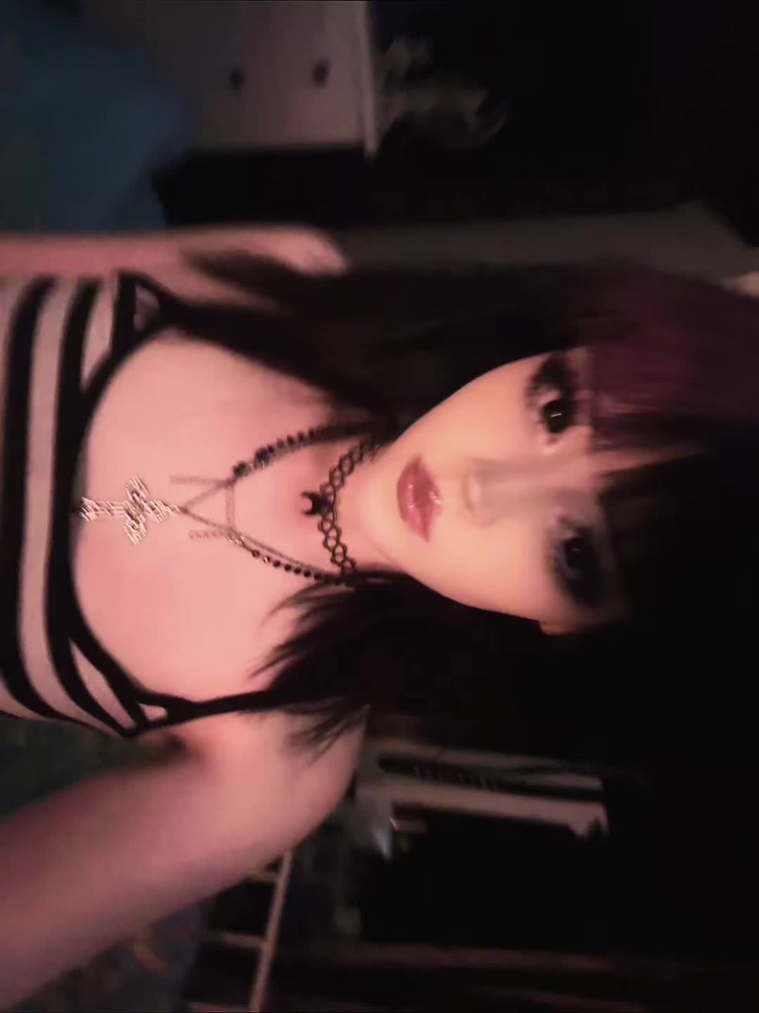 @veespils