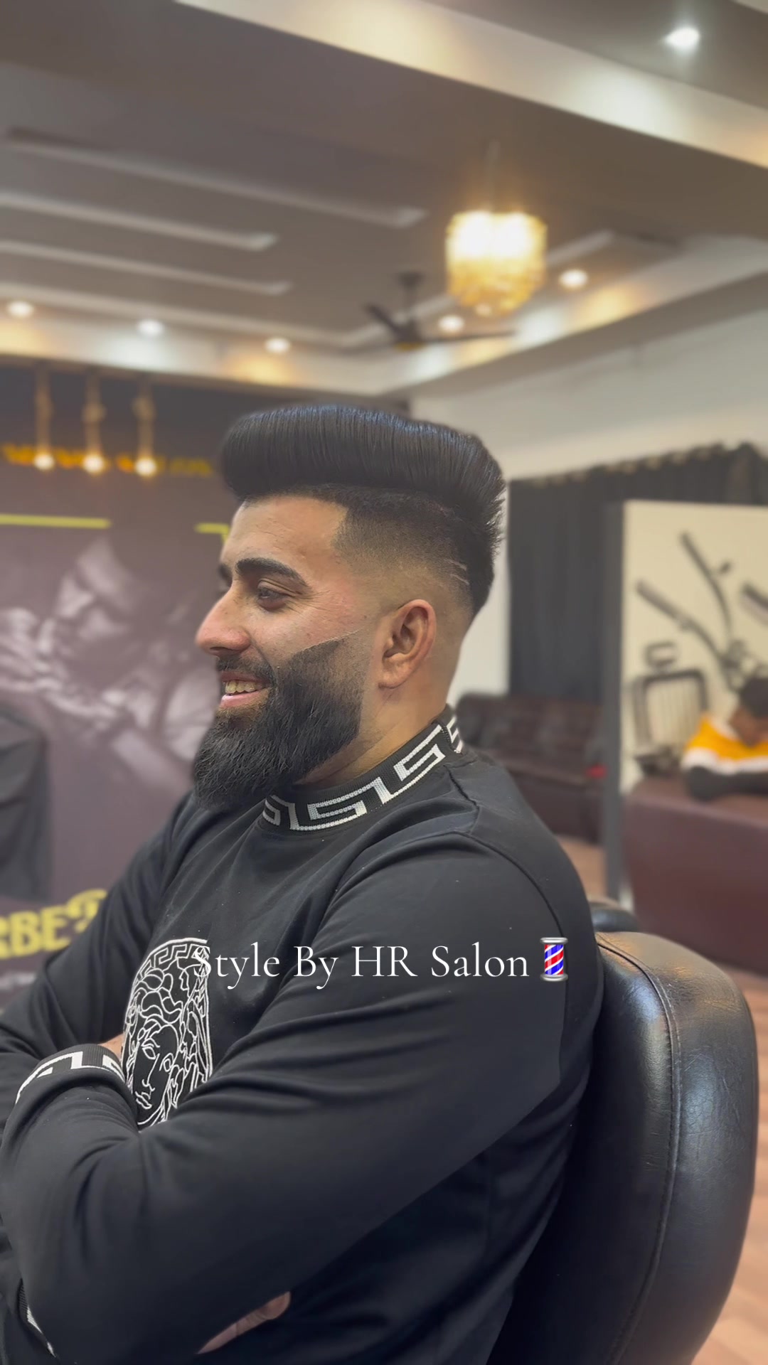 @HR MENS SALOON. 💇♂️