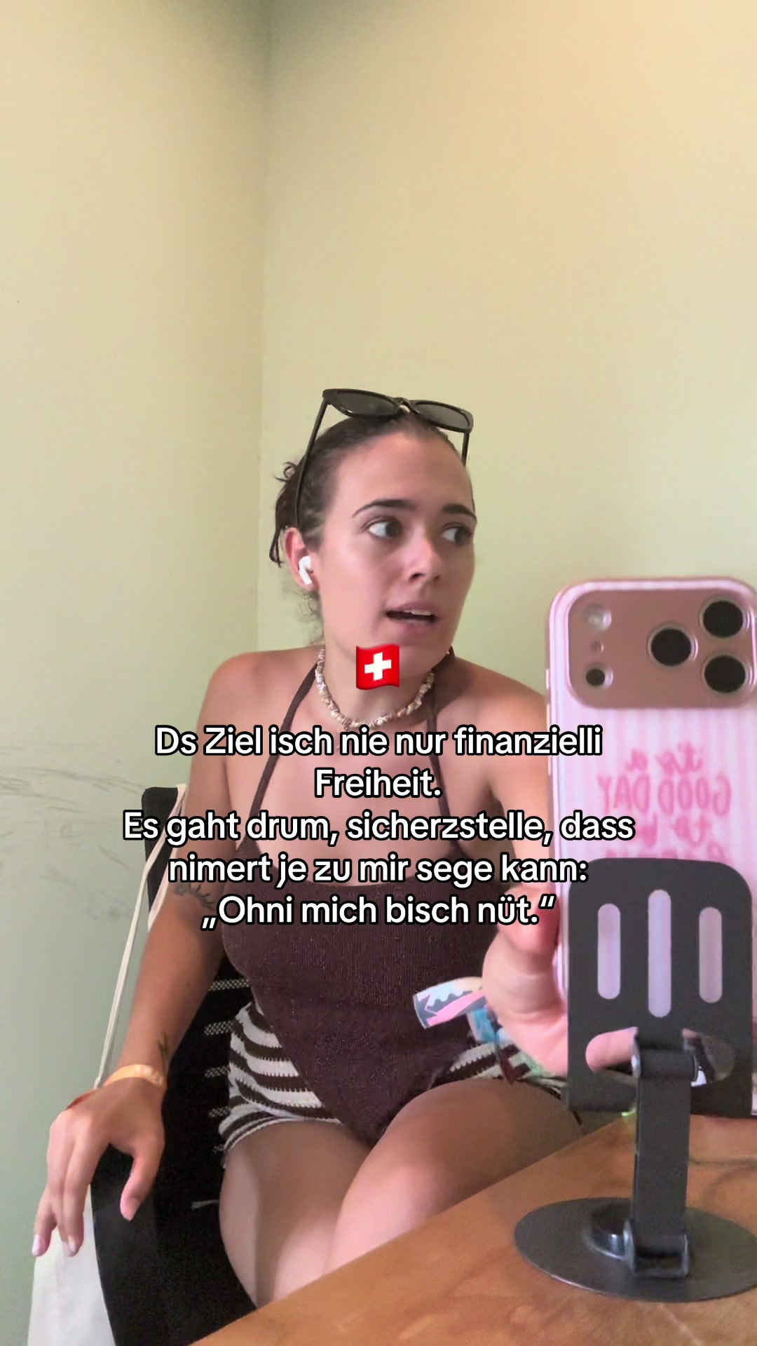 @Julia 🇨🇭