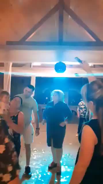 @auricalemac277