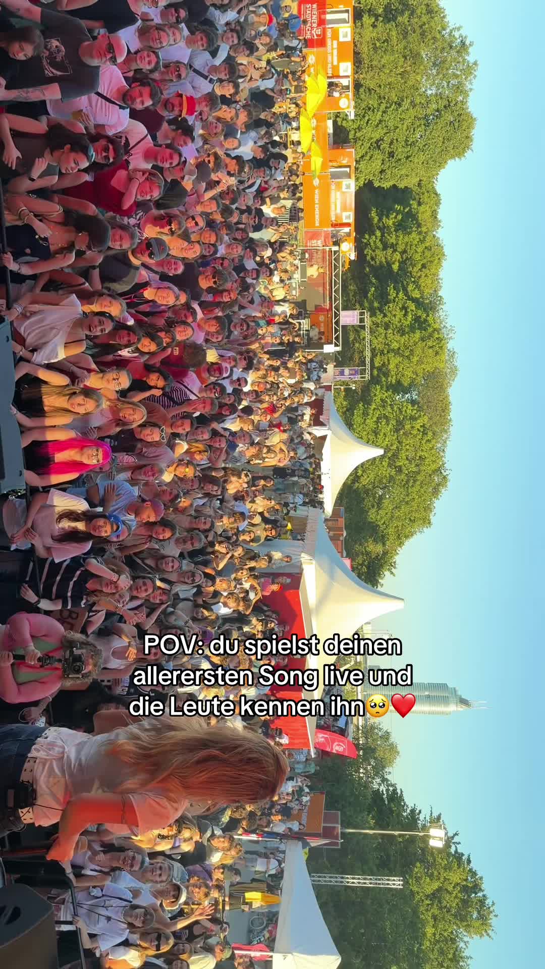 @bella