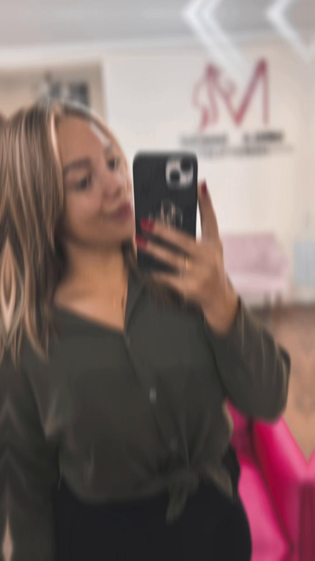 @M_Ella_24🦋
