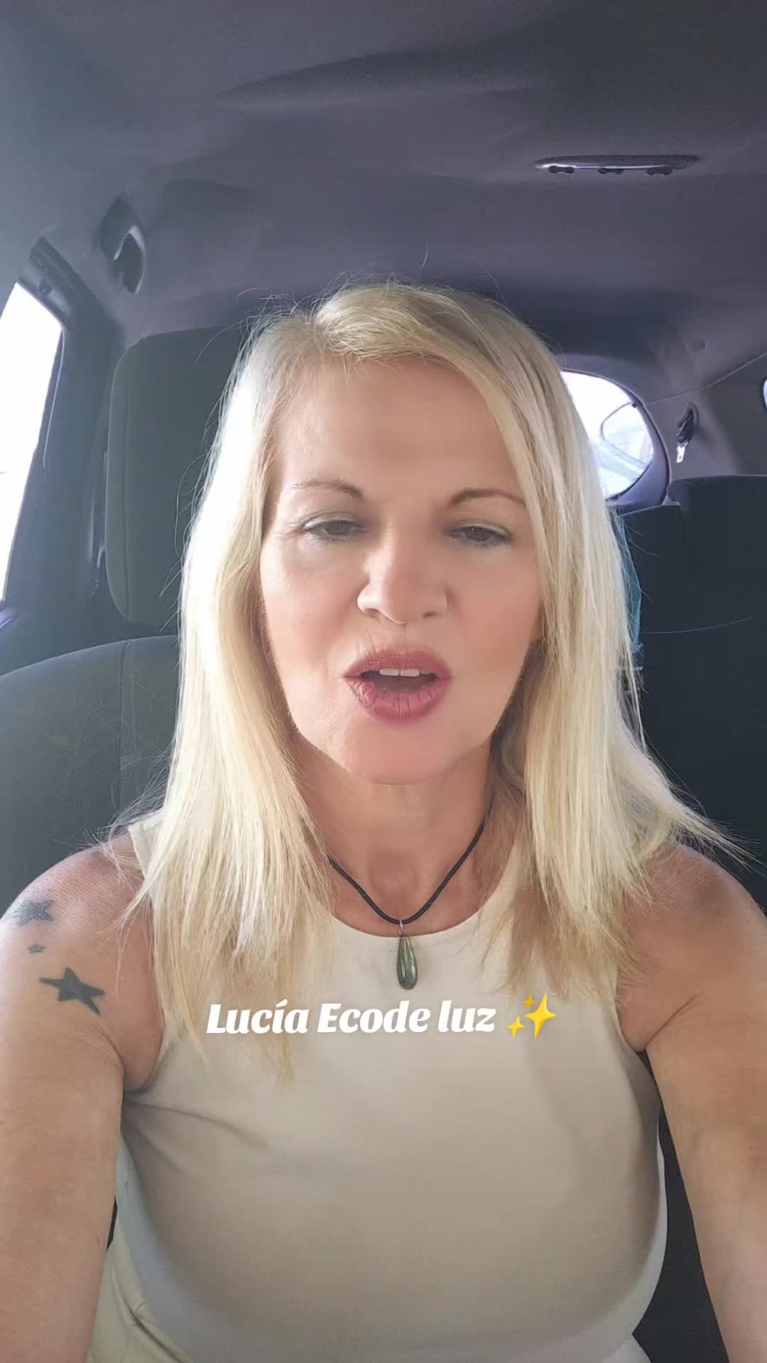 @luciaecodeluz 17