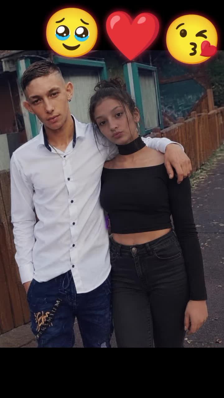 @Sándor sanyika💙❤️