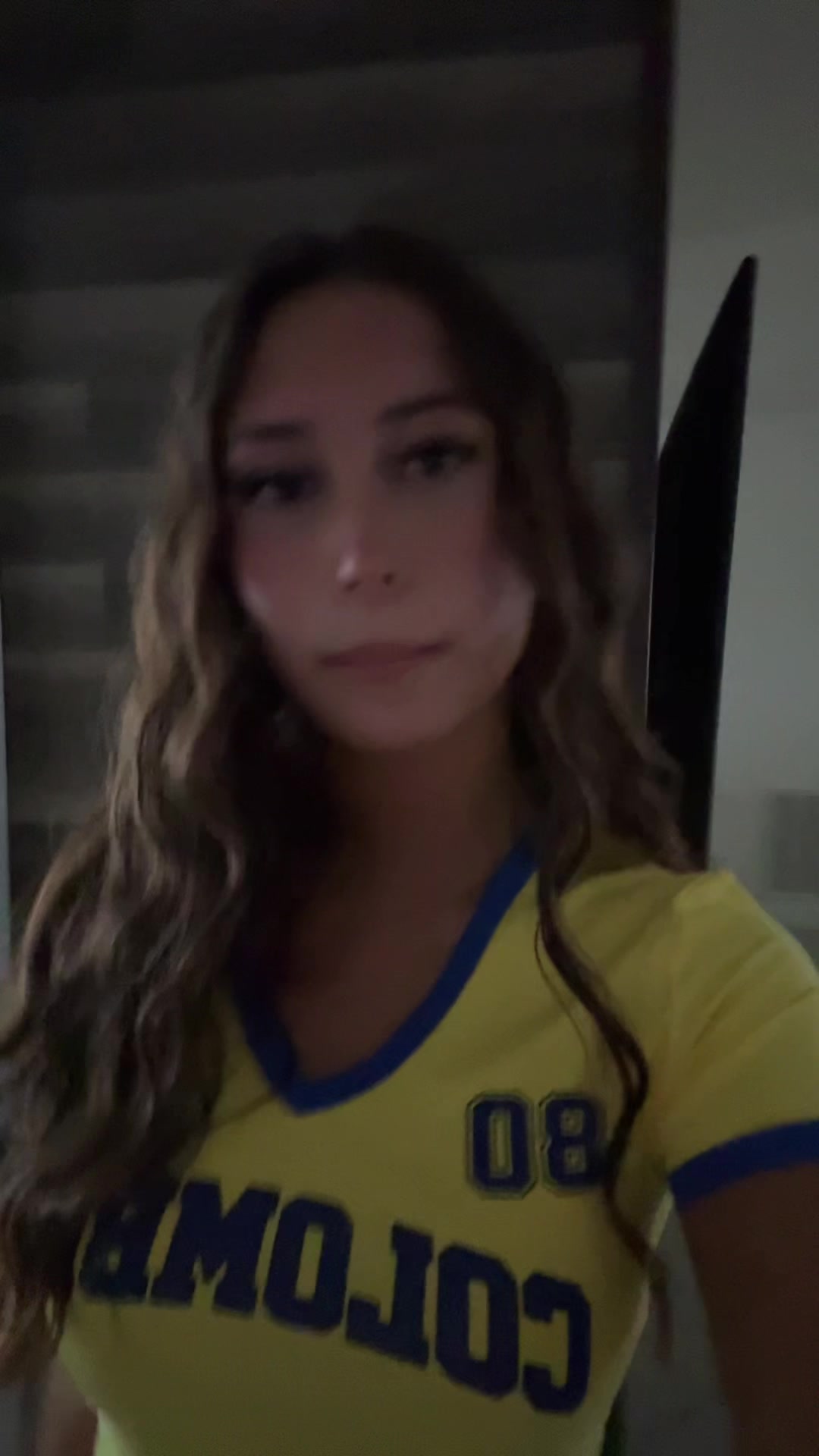 @abril