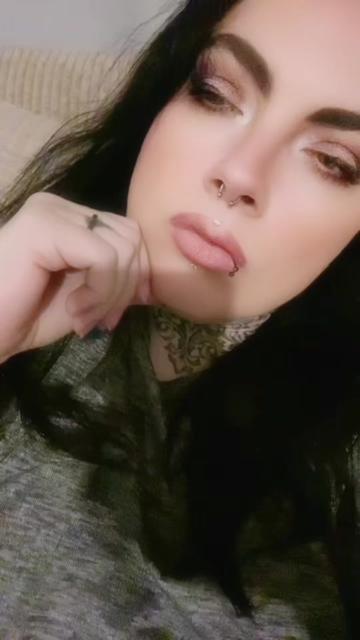 @🥀𝕿𝖍𝖊 𝕯𝖆𝖗𝖐 𝕼𝖚𝖊𝖊𝖓🖤