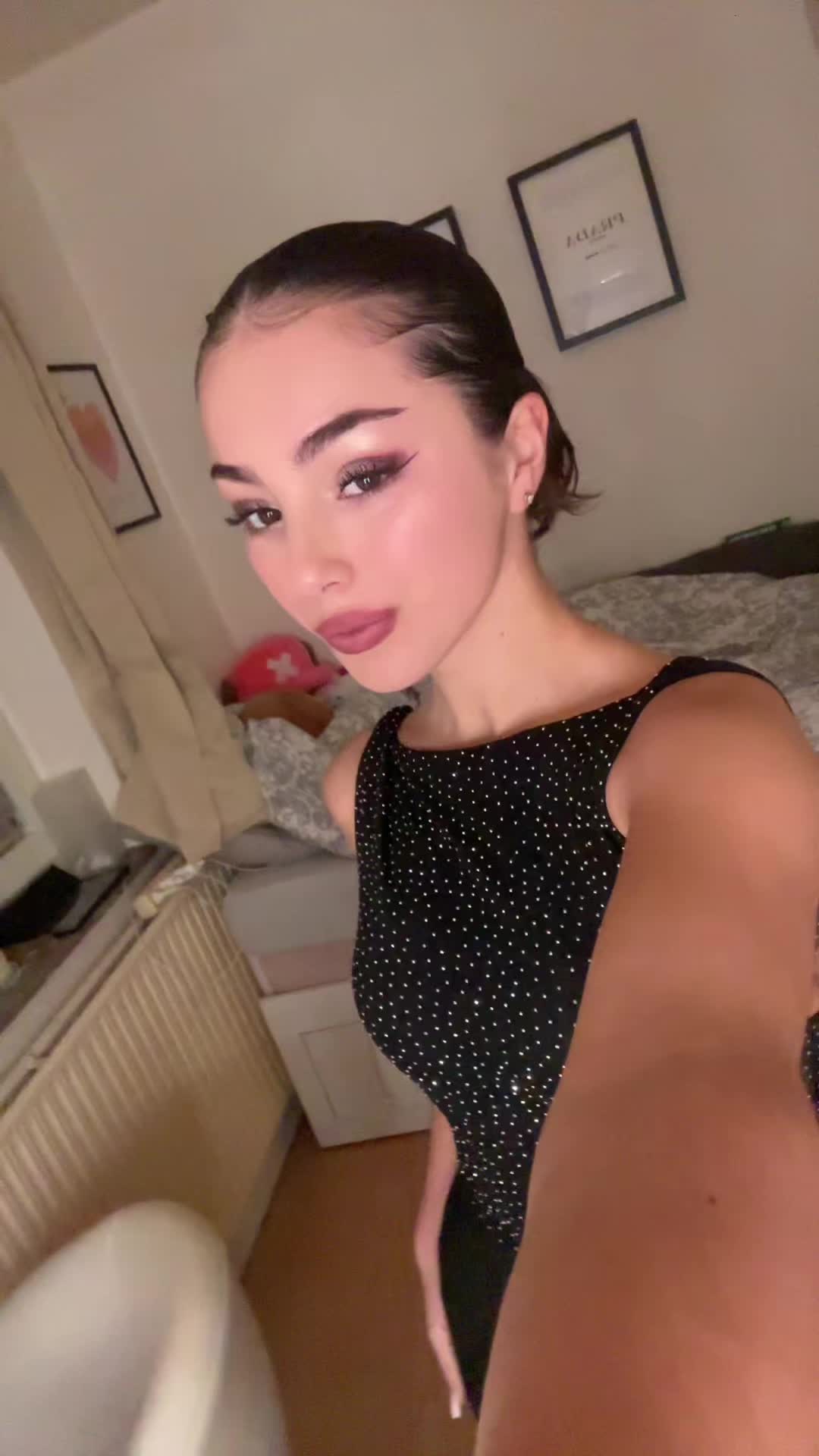 @Valeria