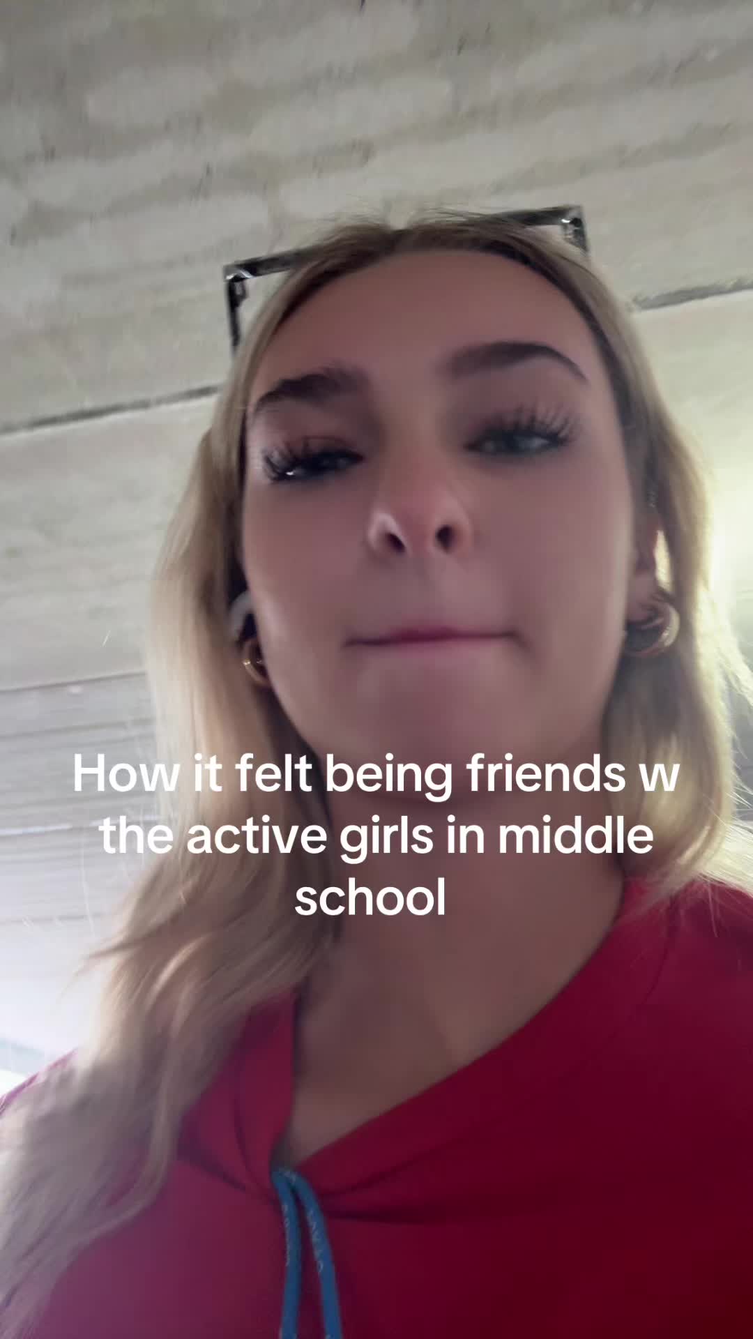 @⃟