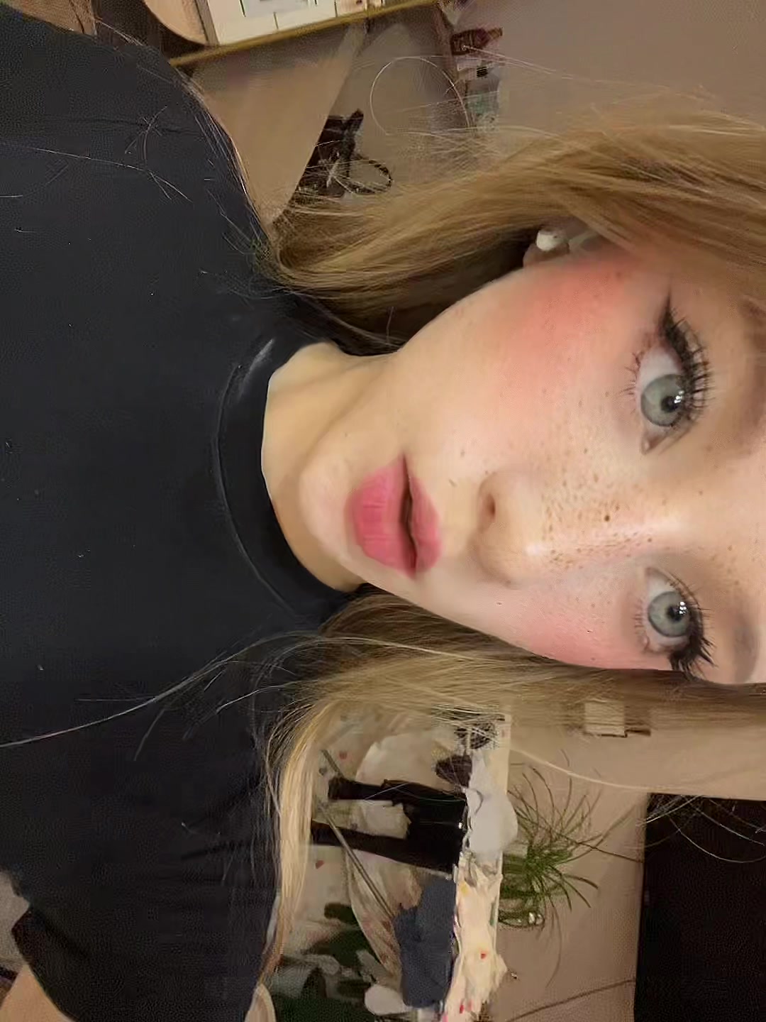 @LilyMillie