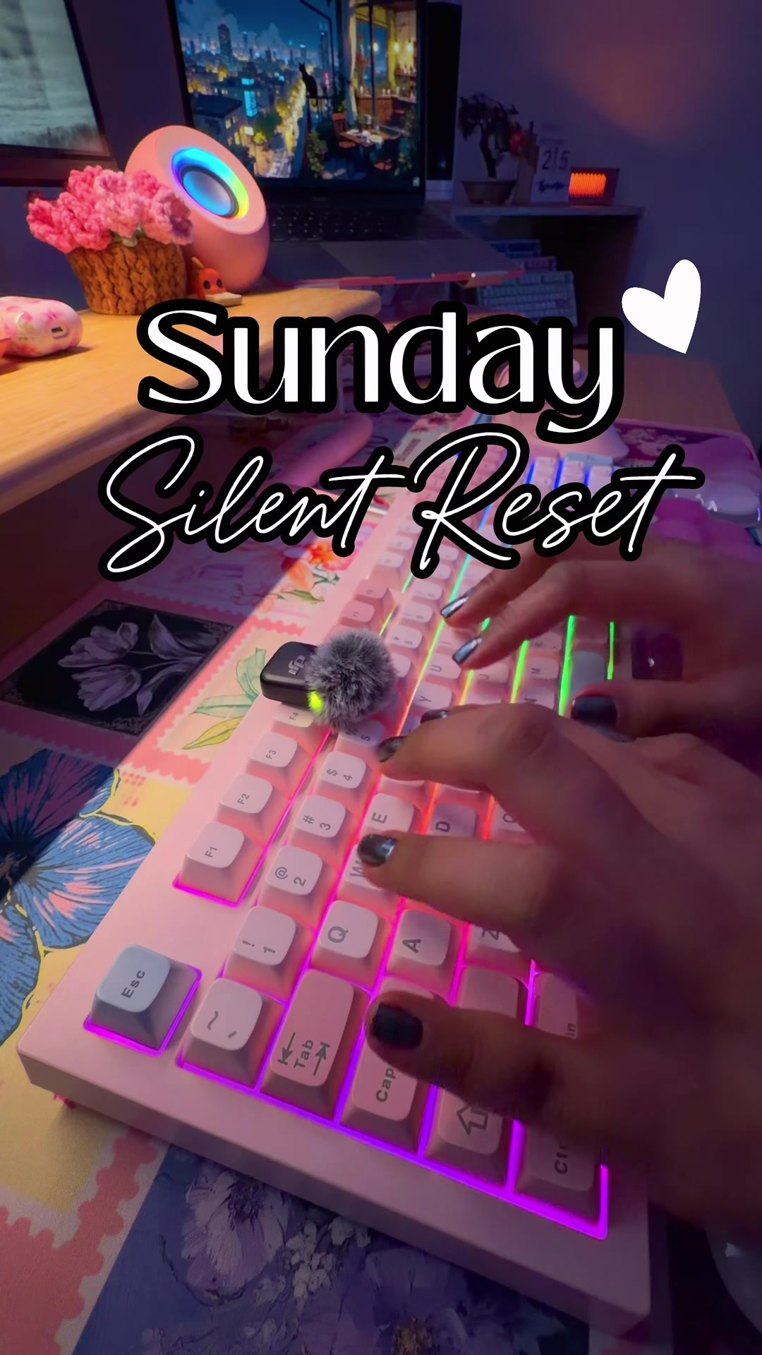 @Chelle ๐ | WFH & Keebs
