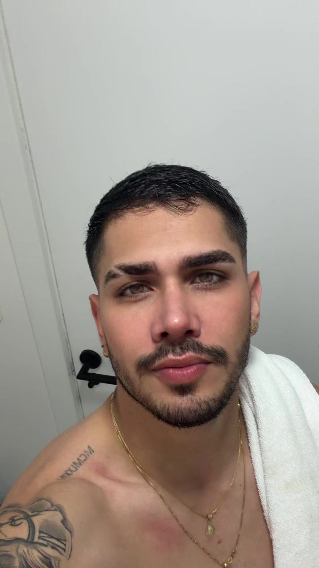 @𝐀𝐝𝐫𝐢&aacute;𝐧 🐺