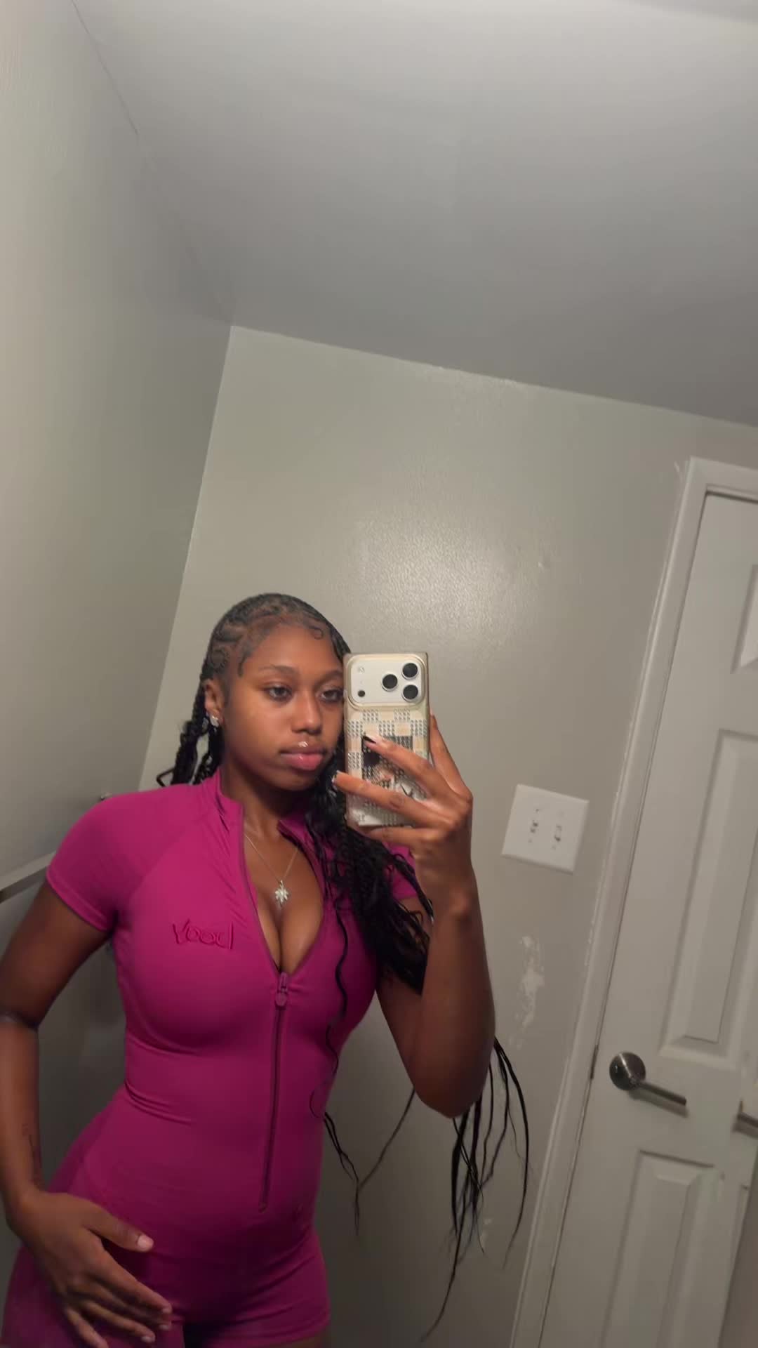 @lailaaaa 🙃