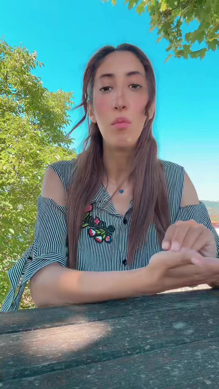 @Soumsoum