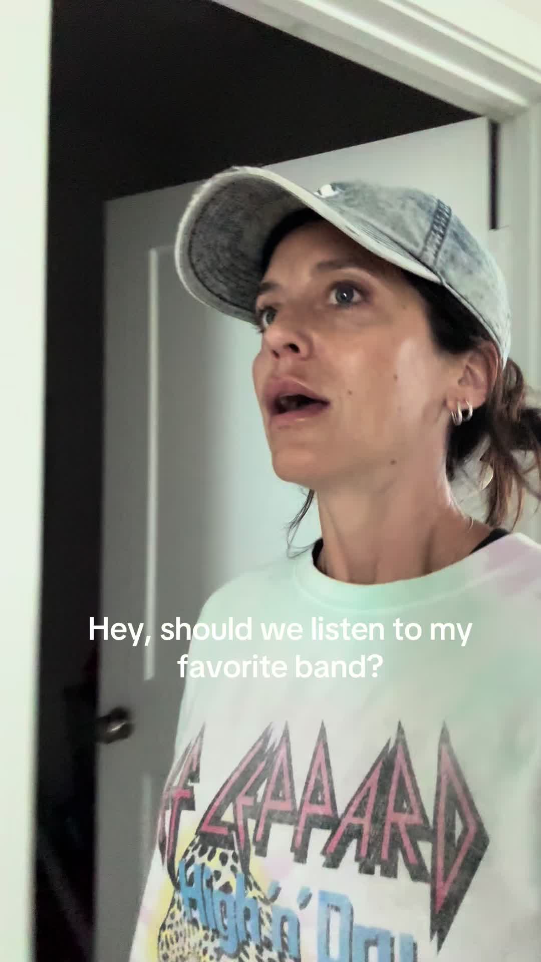 @HomebodyShan