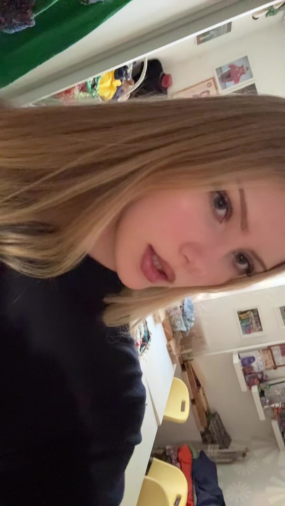 @anaais1