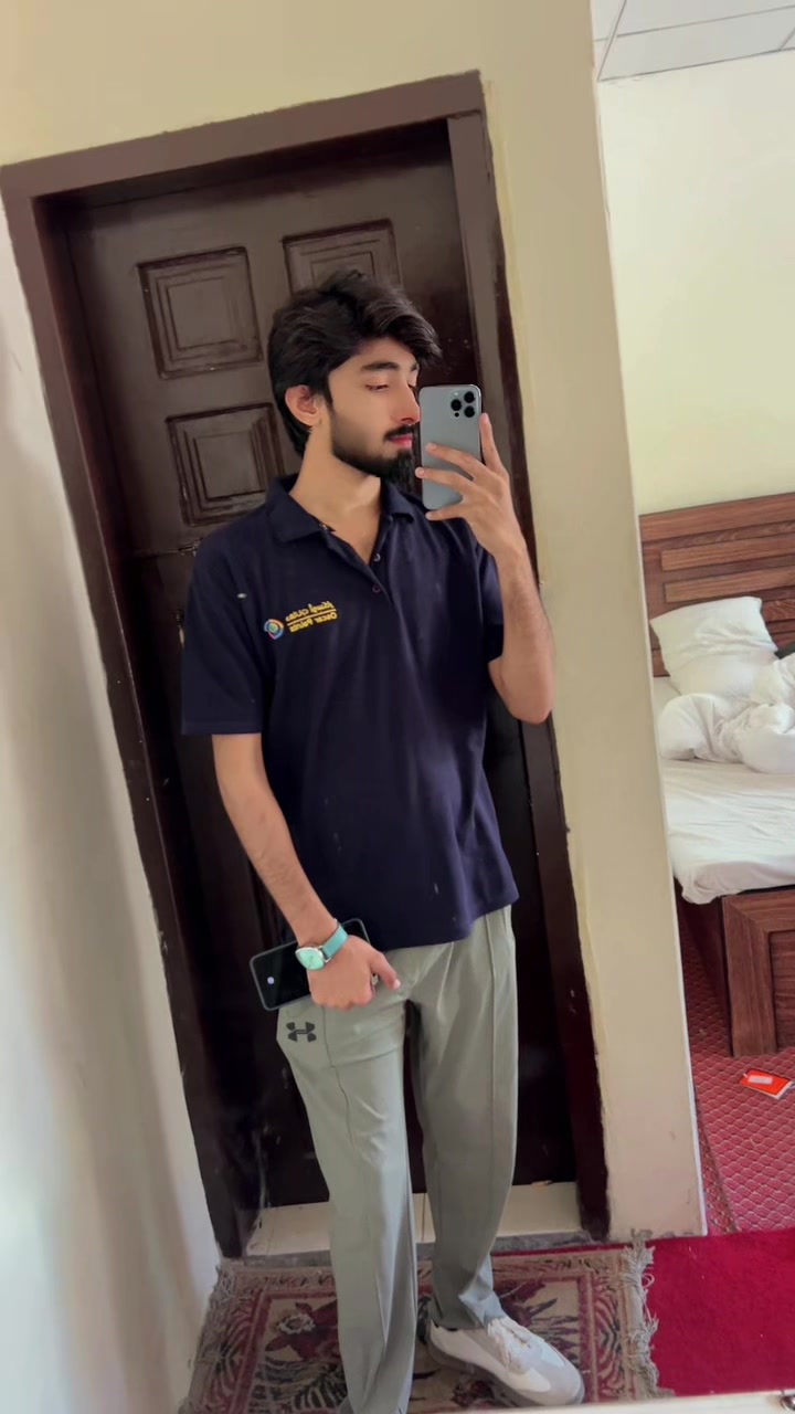 @🥂شہباز___راجپوت💸