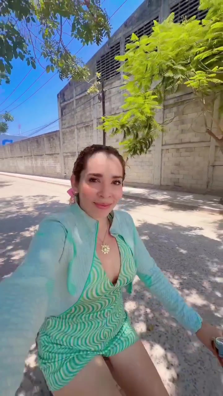 @Itzel Aleli🍒