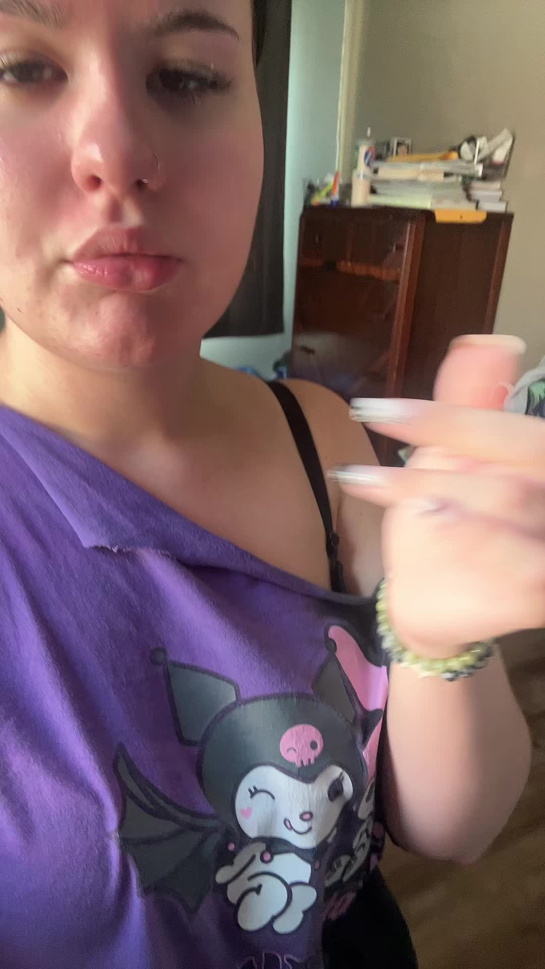 @Liv🦋