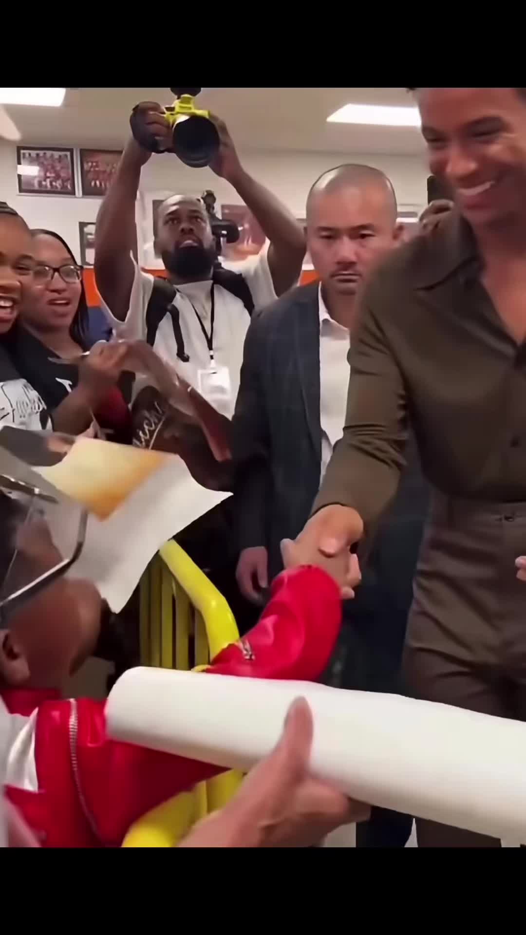 @𝐇𝐚𝐥𝐞𝐲 ❥