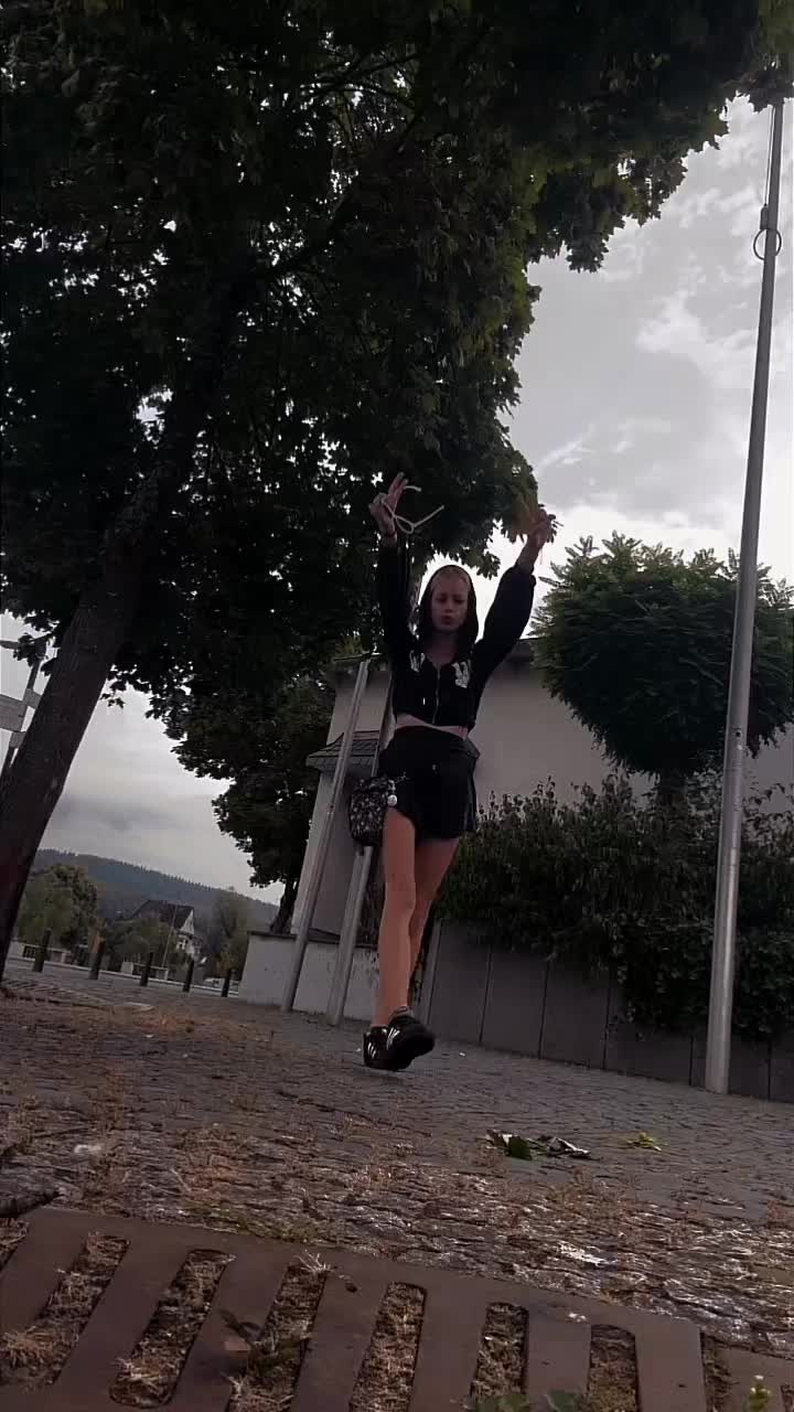 @Jenny🏳️🌈