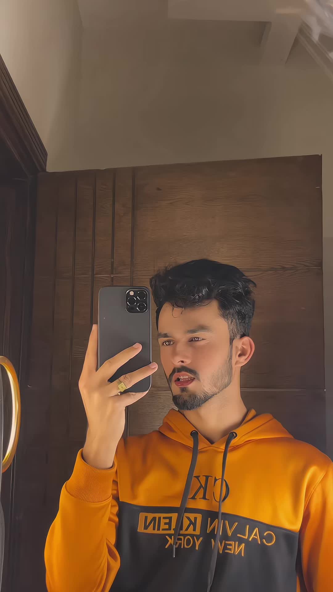 @𝐴ℎ𝑡𝑖 𝑆ℎ𝑎𝑚🫀