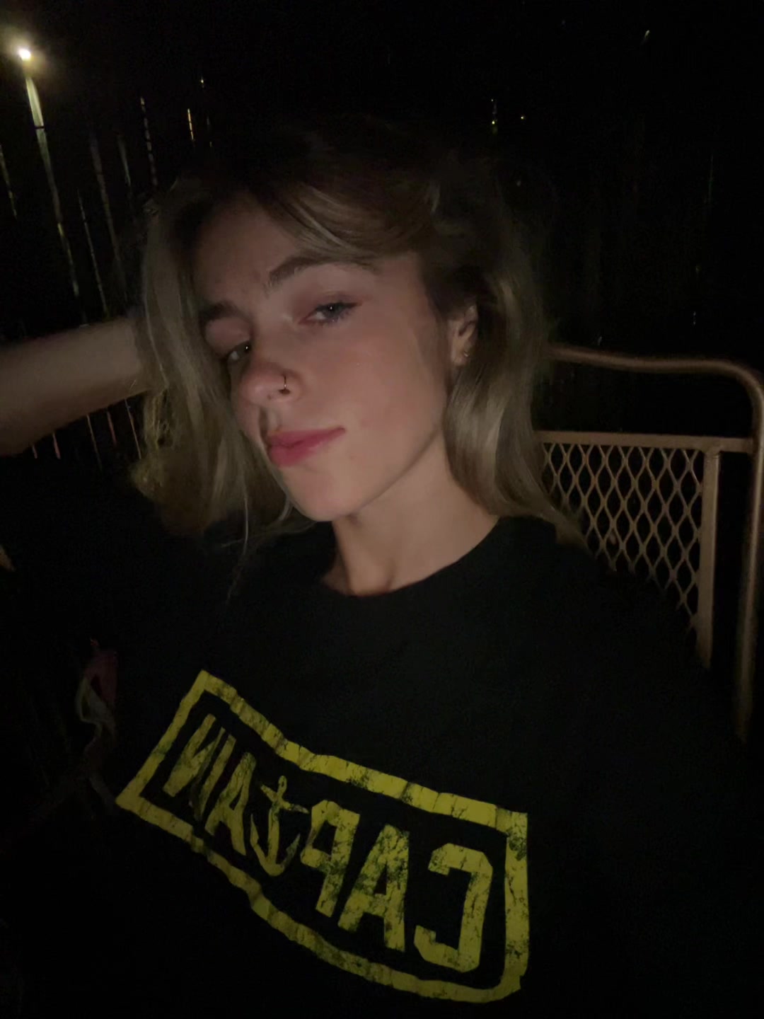 @Bella