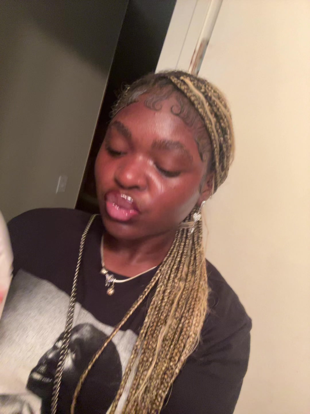 @jujussecrets_