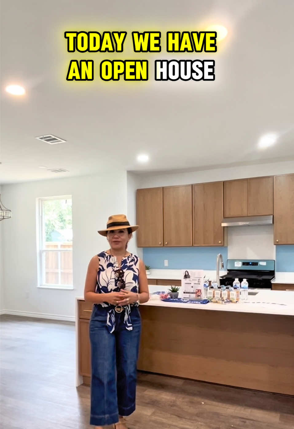 @monicalivingtexas