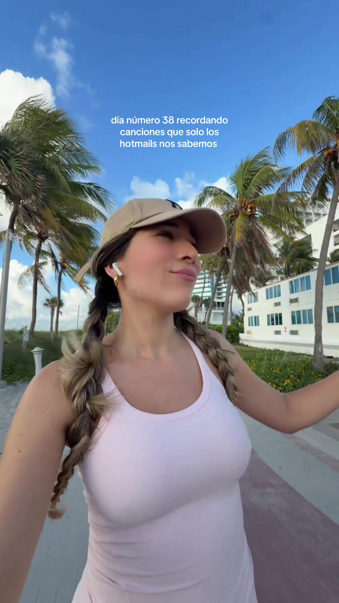 @dayswithmcv