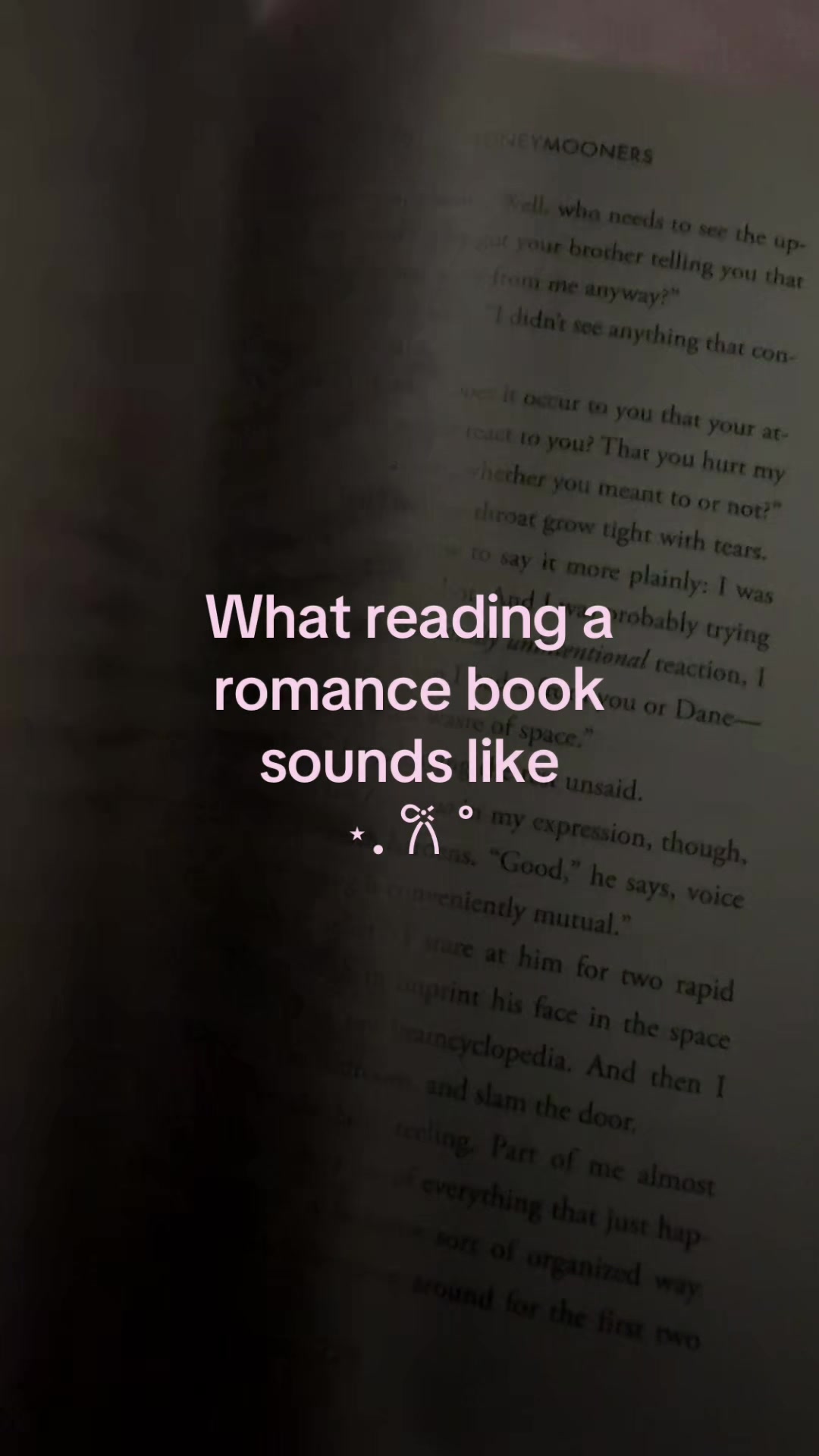 @roxie ✮⋆˙📖