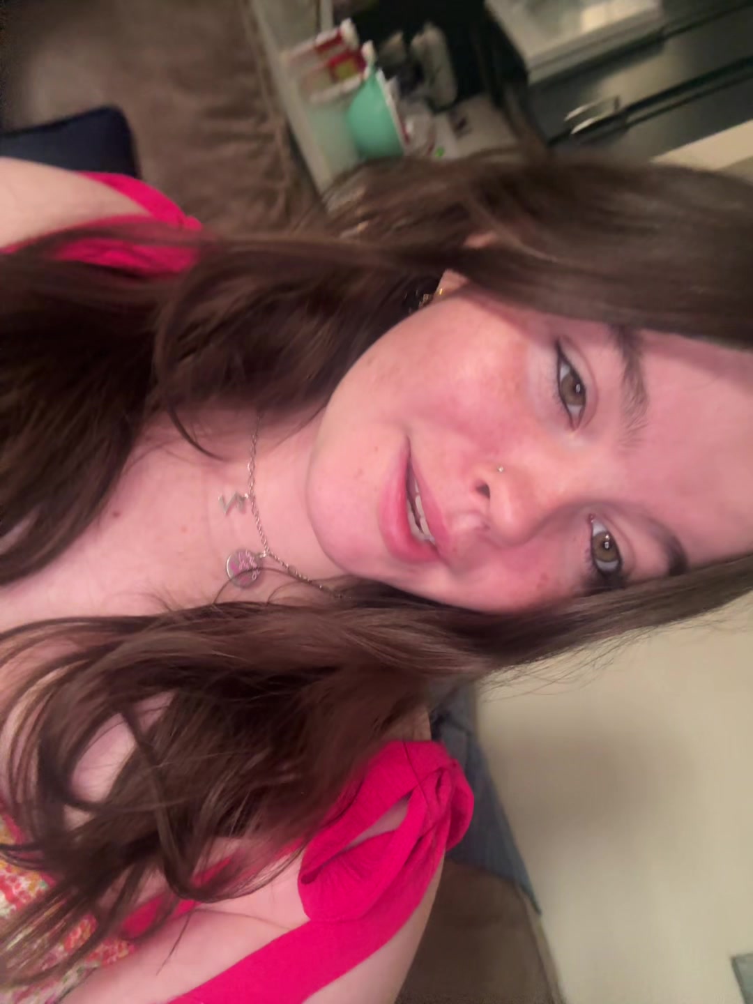 @lilyyyrrosee