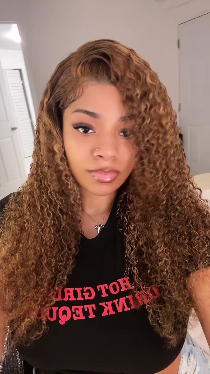 @KayyBell