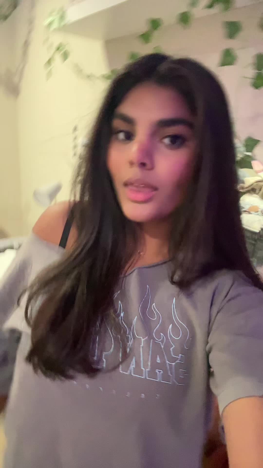 @anushkayeladandi