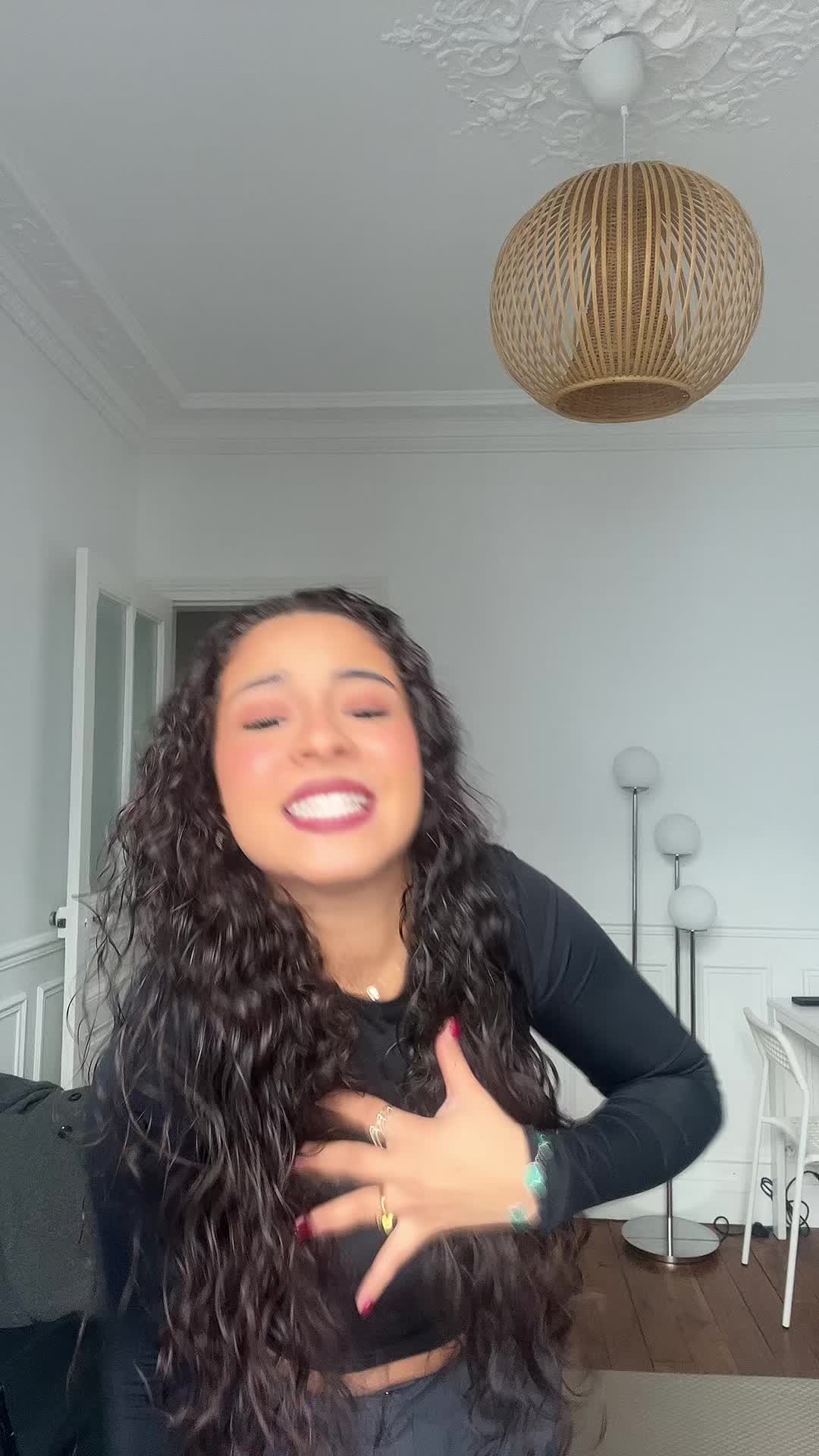 @Sabrina