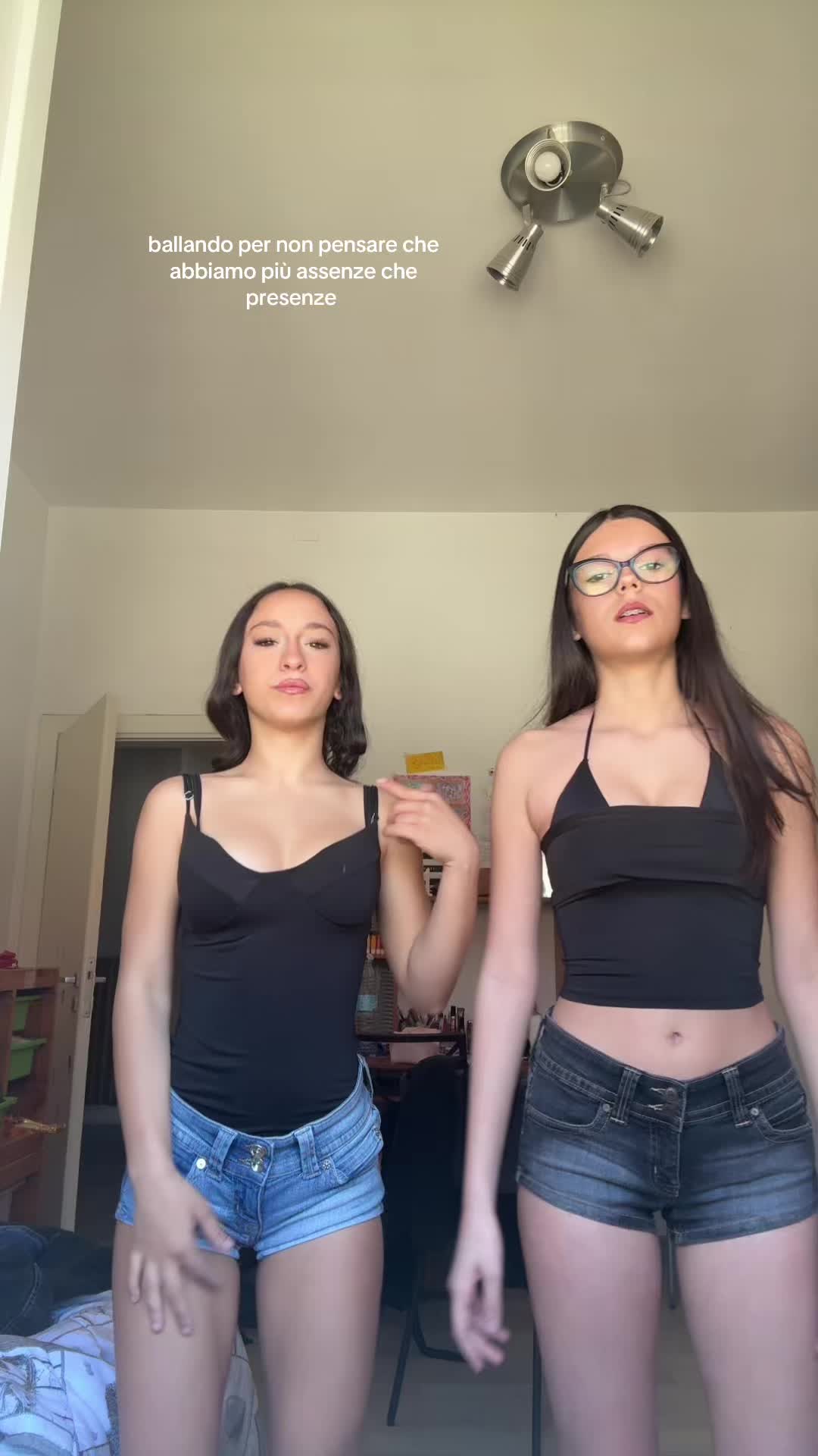 @dede&niki